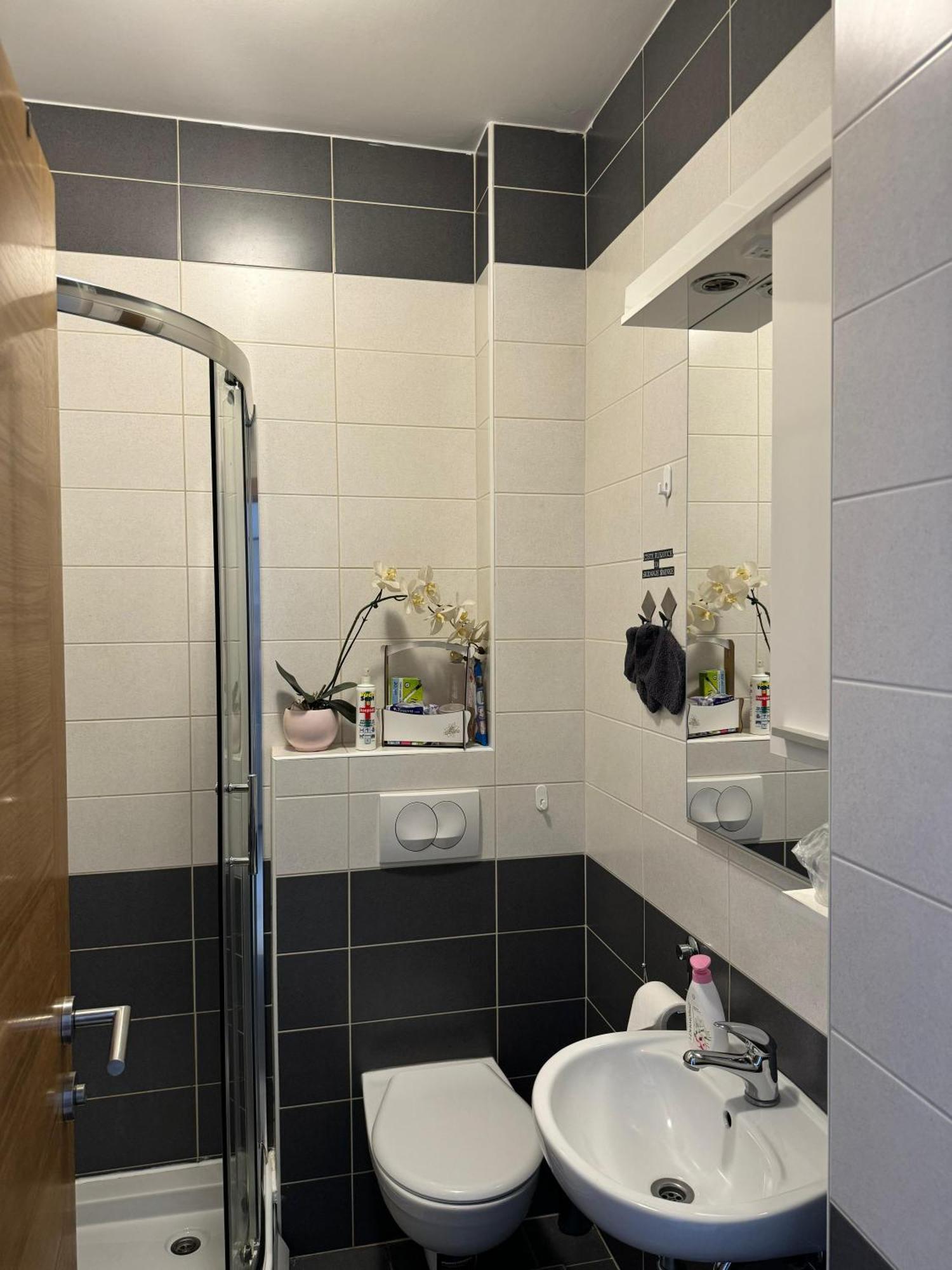 Angellina Apartmani Sremska Mitrovica Buitenkant foto